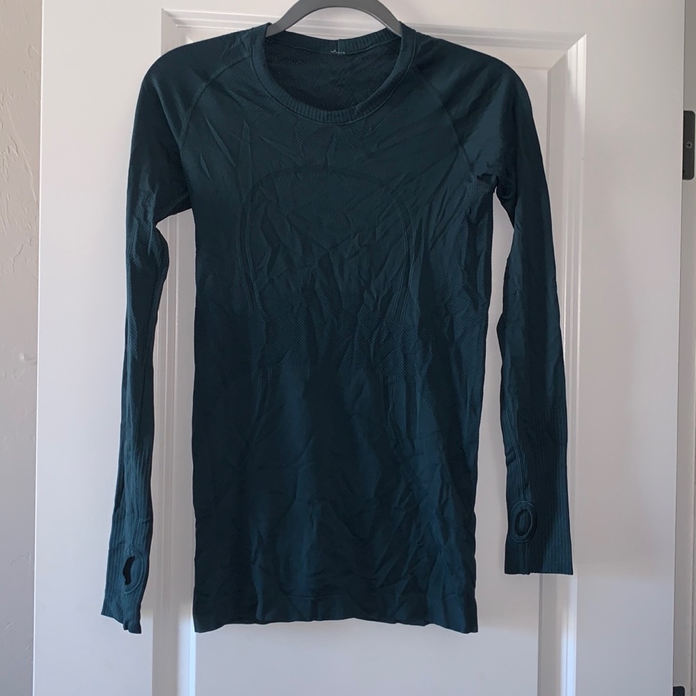 LULULEMON swiftly tech long sleeve!